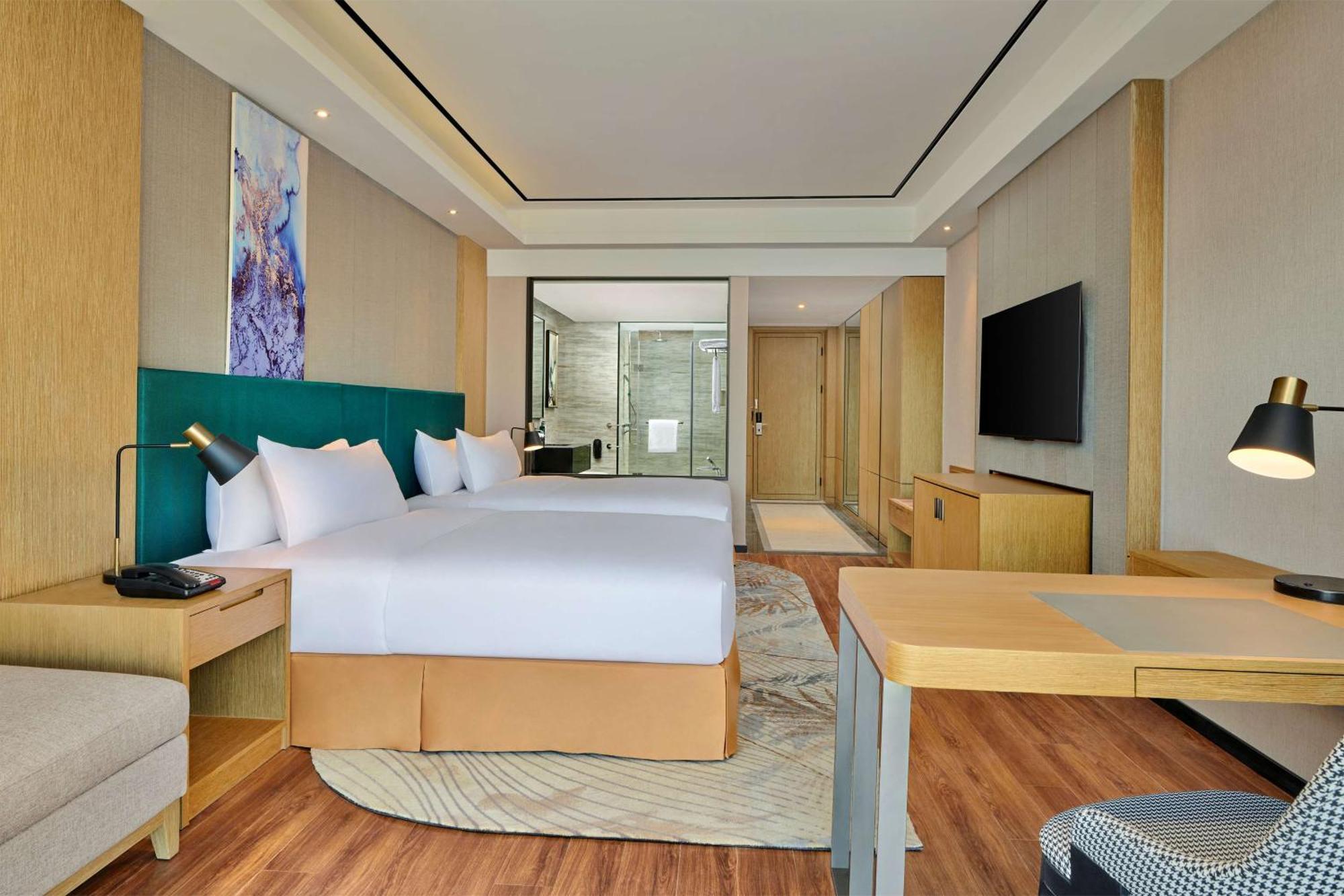 Hilton Garden Inn Wuhan Hankou Exteriör bild