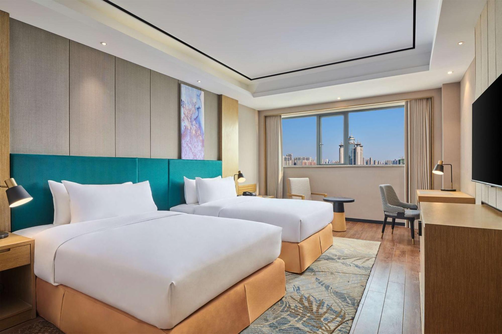 Hilton Garden Inn Wuhan Hankou Exteriör bild