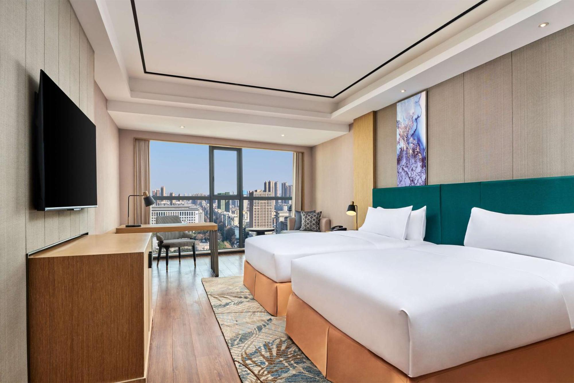 Hilton Garden Inn Wuhan Hankou Exteriör bild