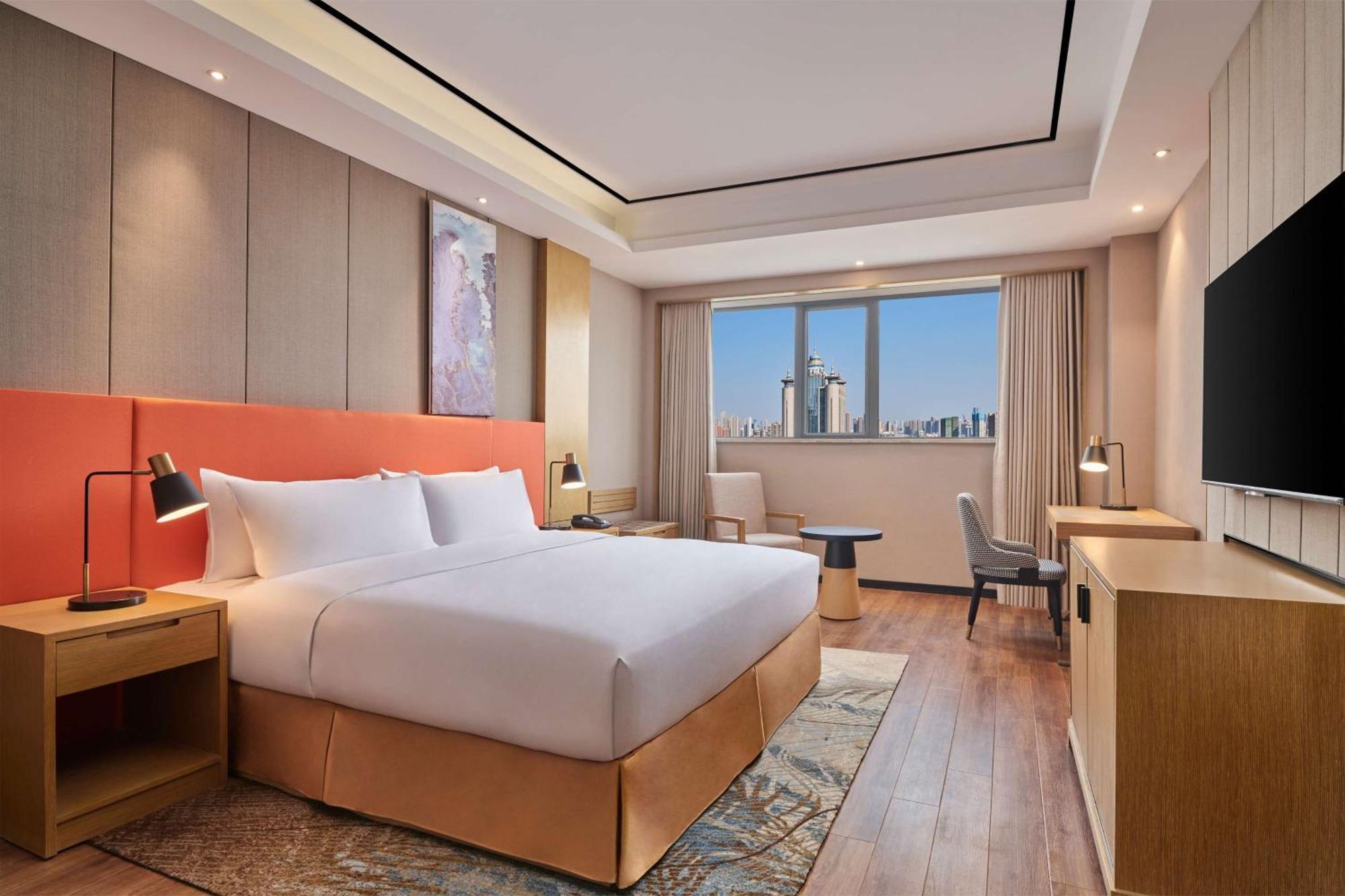 Hilton Garden Inn Wuhan Hankou Exteriör bild
